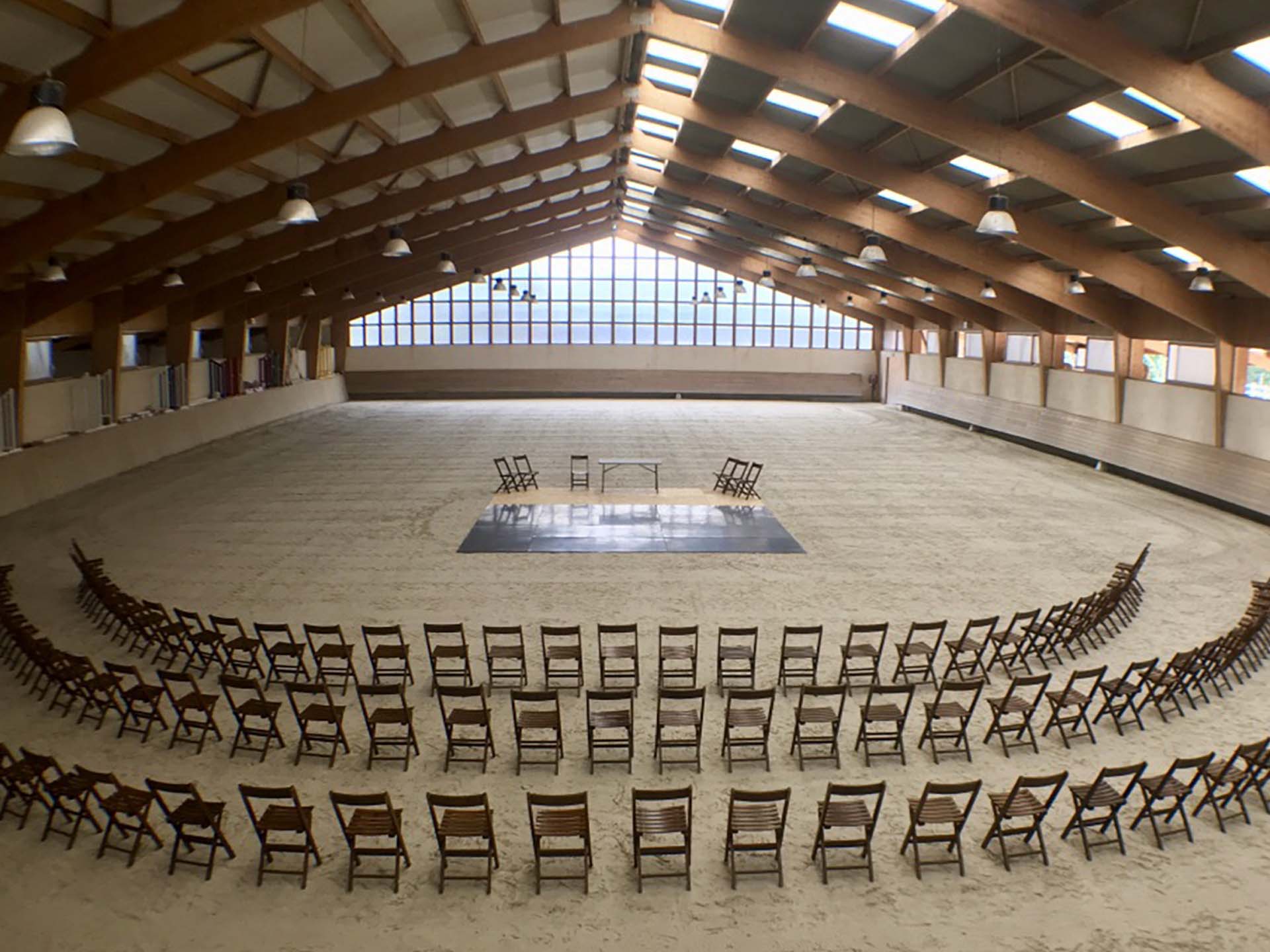 Mise en place concert - Manège du Haras de Castellane